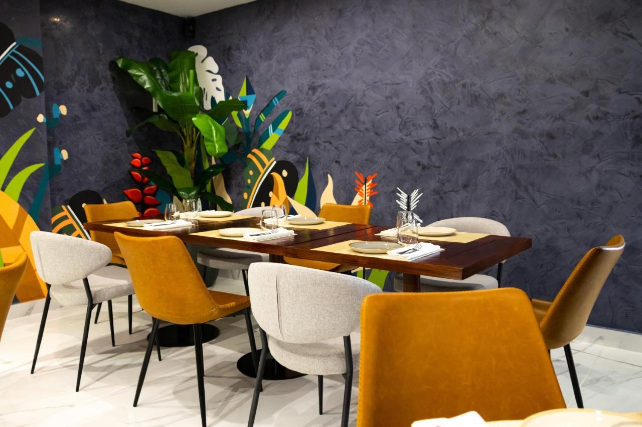 Habana Hotel Y Restaurante Higuey Ngoại thất bức ảnh