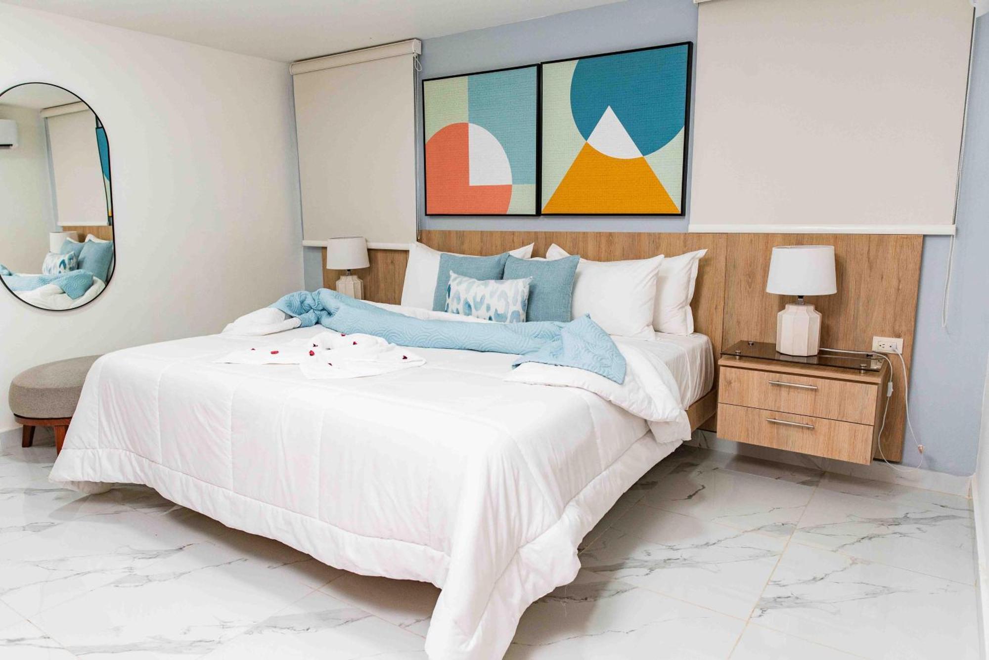 Habana Hotel Y Restaurante Higuey Ngoại thất bức ảnh