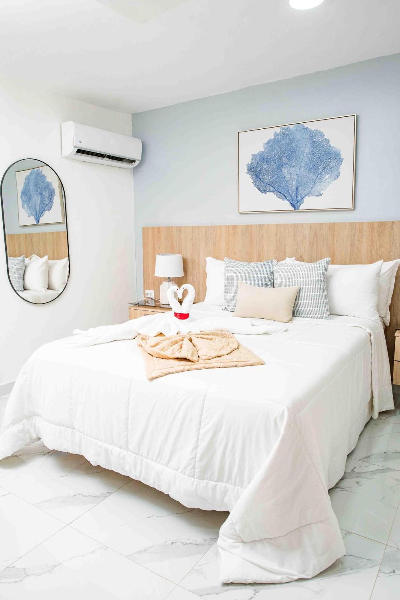 Habana Hotel Y Restaurante Higuey Ngoại thất bức ảnh